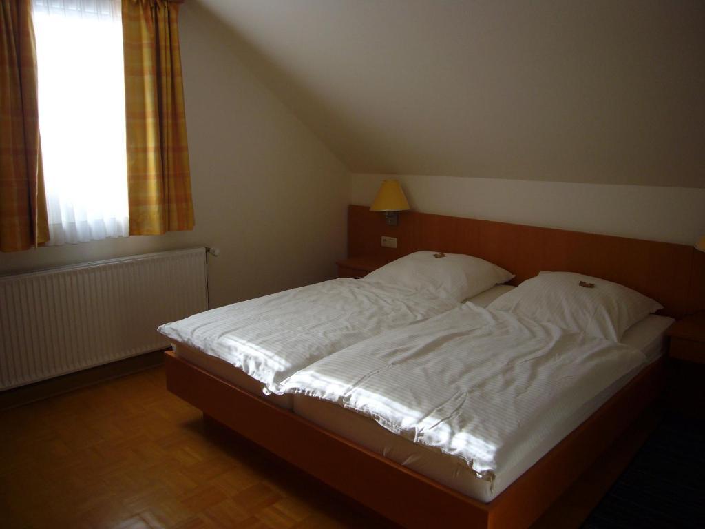 Hotel Deutsches Haus Kaub Rum bild