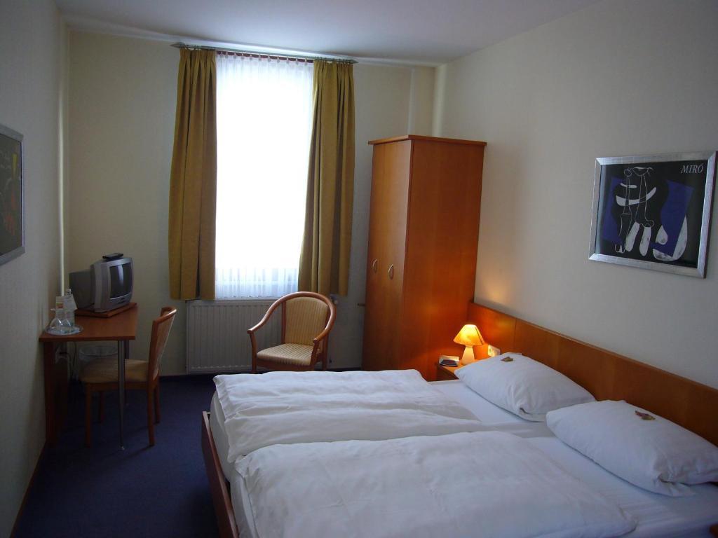 Hotel Deutsches Haus Kaub Rum bild