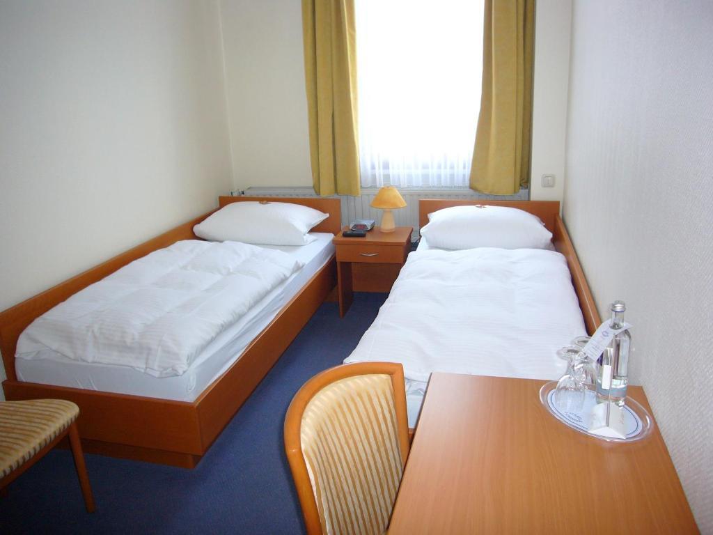 Hotel Deutsches Haus Kaub Exteriör bild