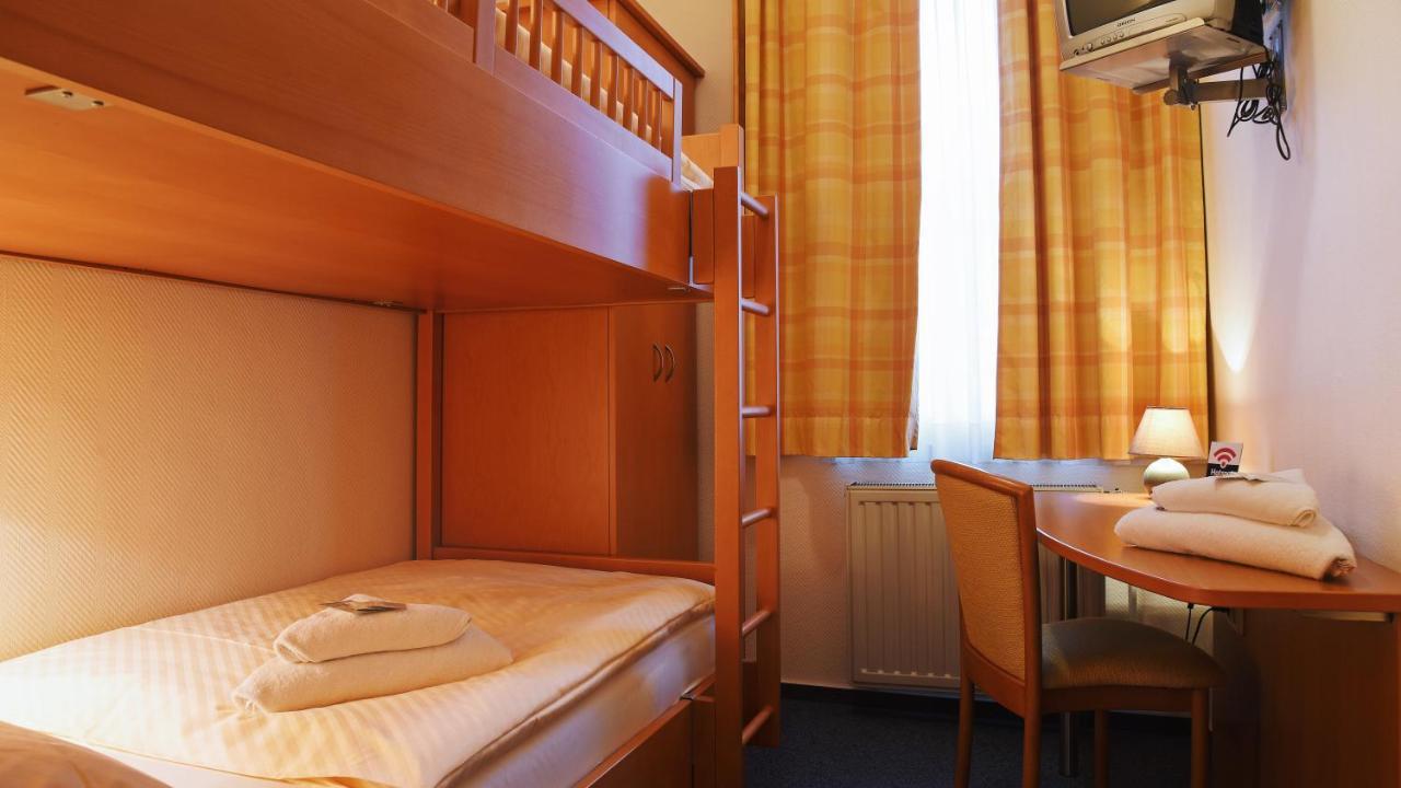 Hotel Deutsches Haus Kaub Exteriör bild